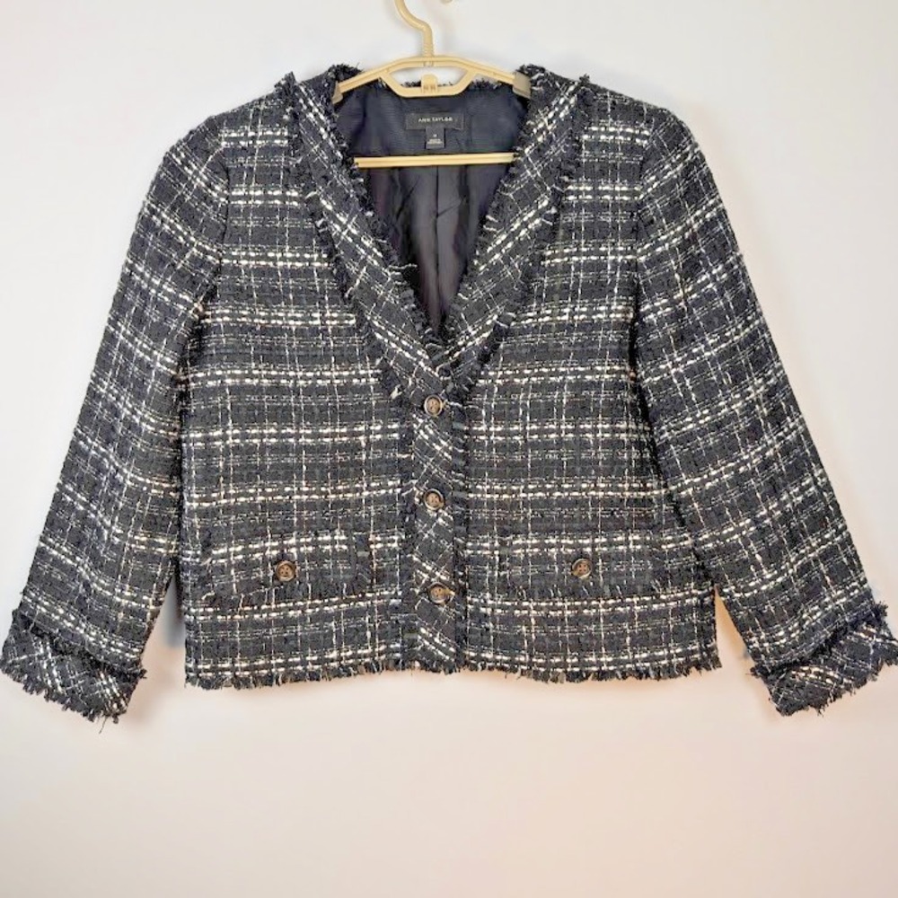 Ann Taylor Cropped Jacket 10 Black Tweed Bouclé Fringe Cardigan Blazer EUC